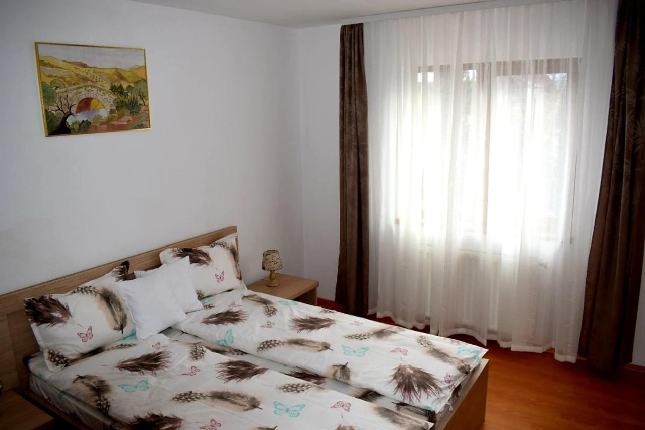 Apartament Trei Stejari ซีบิว ภายนอก รูปภาพ